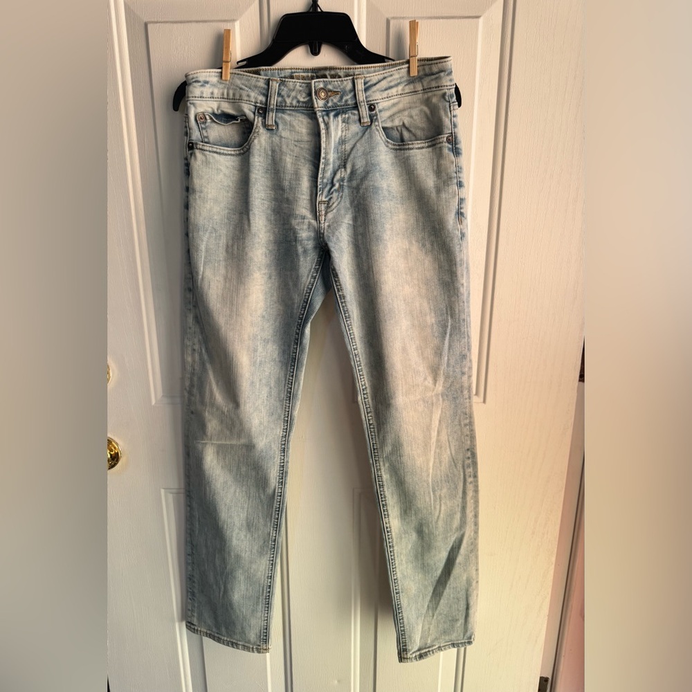 AMERICAN EAGLE OUTFITTERS Men’s Slim Straight Active Flex Jeans 30x32